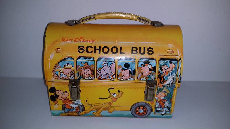 lot 1129 image: Walt Disney Vintage 1961 School Bus Lunch Box, Rare, Metal Tin, Aladdin