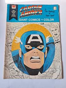 lot 444 image: 1976 Captin America Giant Comics to Color