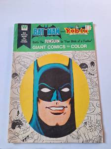 lot 445 image: Batman Giant Comics to Color Book