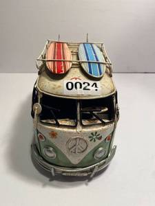 lot 24 image: Peace Metal Van
