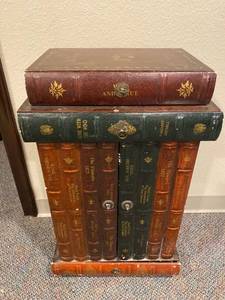 lot 27 image: Book End TableDrawer