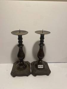 lot 36 image: Candle Holders
