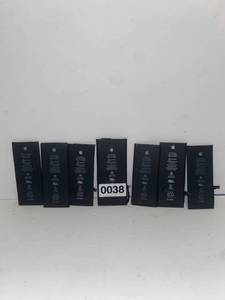 lot 38 image: IPhone Li-ion Batterys
