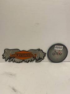 lot 50 image: Harley Davidson Patch and Coaster