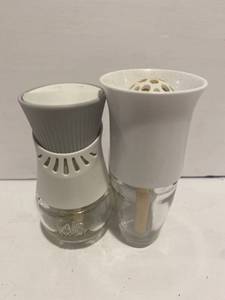 lot 63 image: Air Fresheners