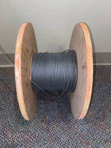 lot 75 image: Spool of wire rope