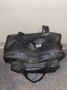 lot 85 image: Bag of Bowling balls