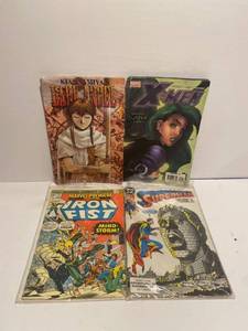 lot 90 image: DC, Marvel, and a anime comic books