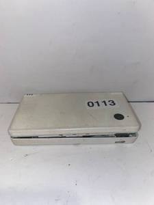 lot 113 image: Broken Nintendo DS