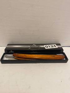 lot 124 image: Really nice Master USA wooden folding razor