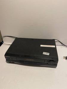 lot 194 image: Sony Hi-Fi VHS player