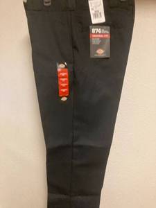 lot 1347 image: Dickies Mens Original 874 Work Pant, Dark Navy, 28W x 30L Retail $24.99