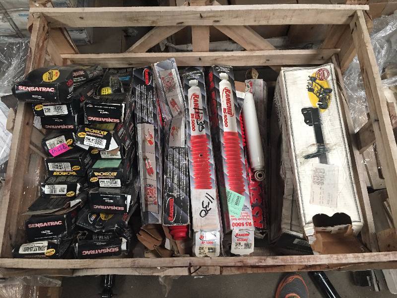 lot 1091 image: Crate of assorted 22 shocksstruts - Rancho, Monroe and Sensatrac