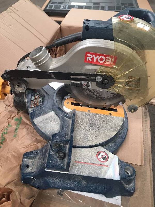 lot 1125 image: 7 Ryobi Compound Miter Saw