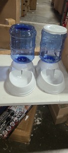 lot 15222 image: Amazon Basics Gravity Pet Food Feeder and Water Dispensers Waterer  Feeder