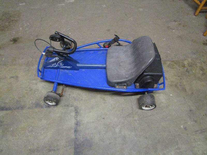 lot 686 image: Razor Drifter Go Cart no charger