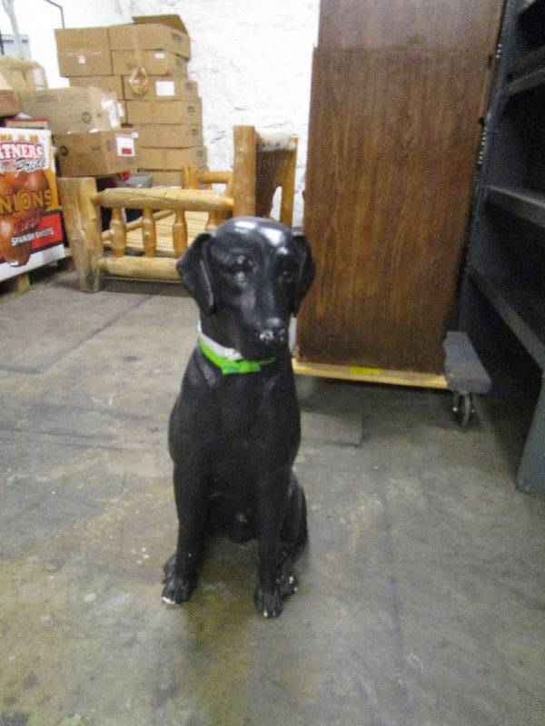 lot 677 image: Plaster Doggie