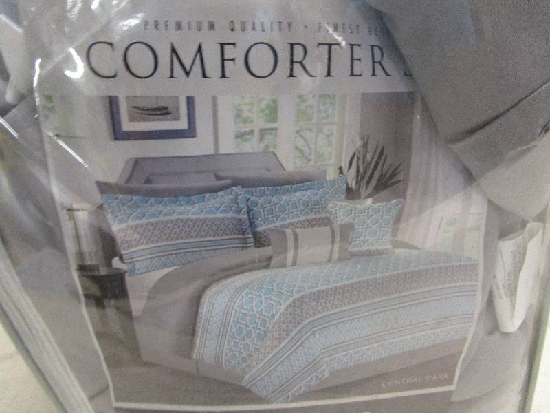 lot 649 image: Queen Size Comfortor