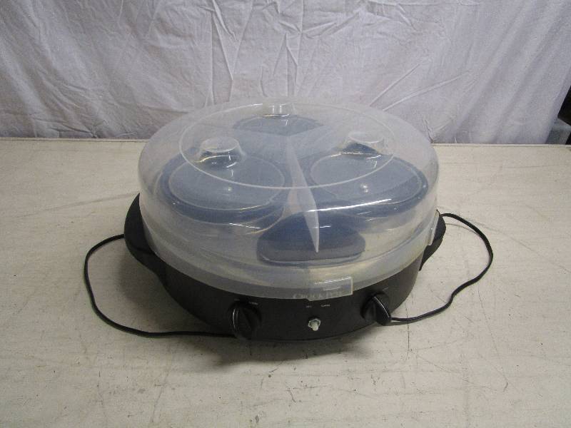 lot 642 image: Crock Pot