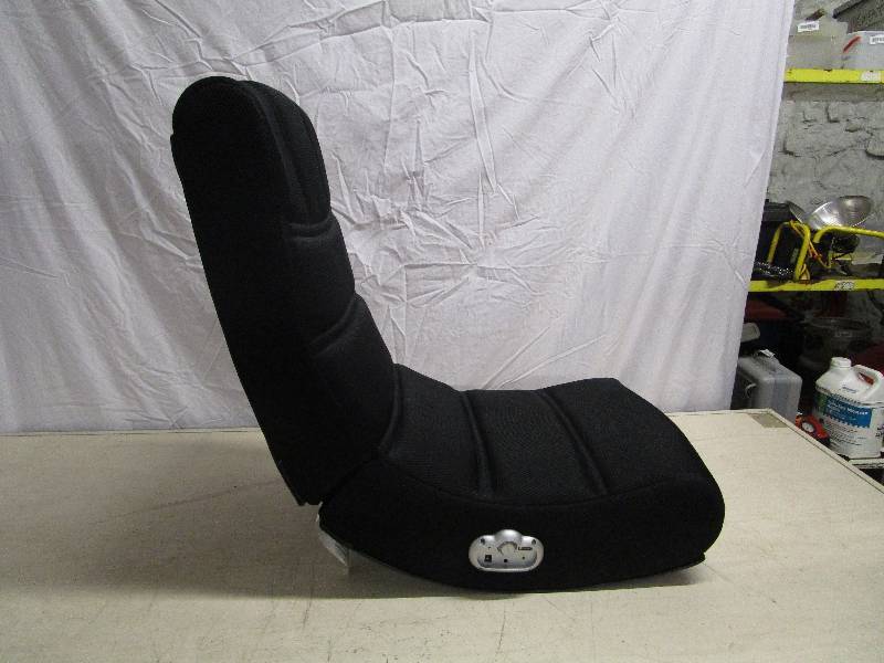 lot 639 image: Gaming Chair