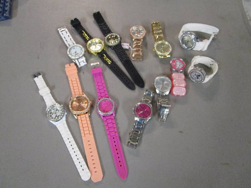 lot 631 image: Lot of Watches No Batteries