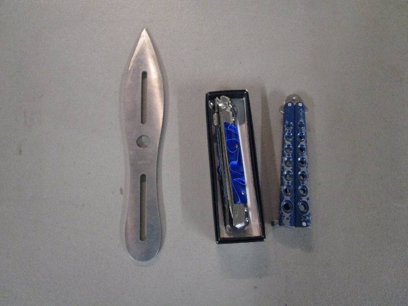 lot 630 image: Lot of Knifes