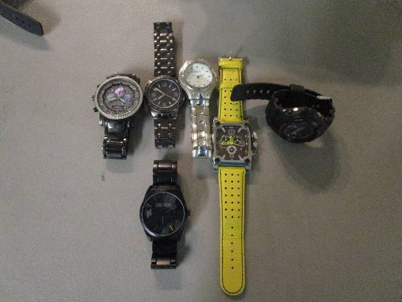 lot 625 image: Lot of Watches No Batteries