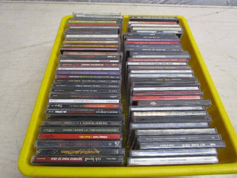 lot 600 image: Lot of 50 Random Genre Compact Discs