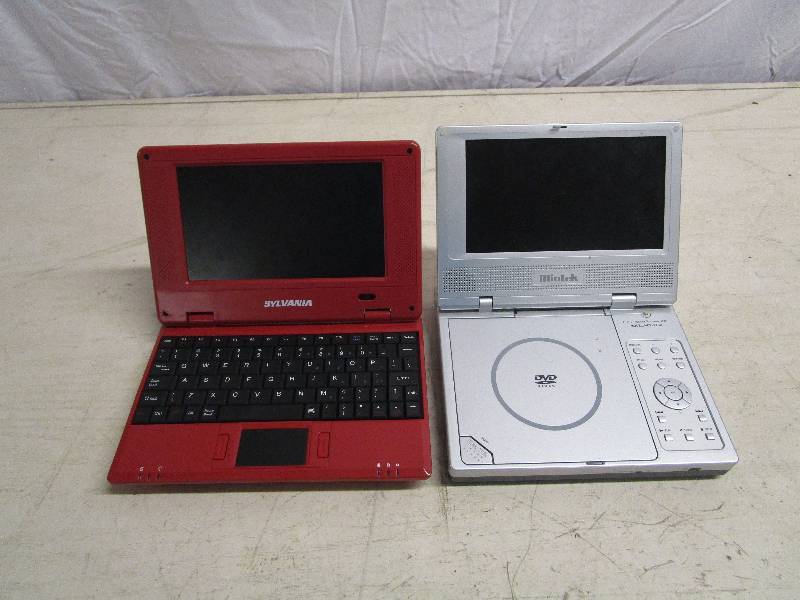 lot 581 image: Lot of Random Electronics Not Tested