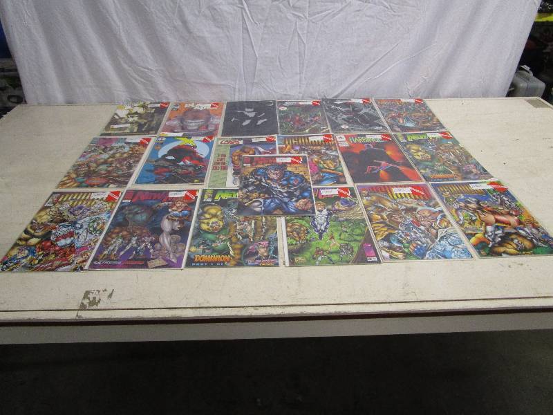 lot 579 image: Lot of 12 Comic Books