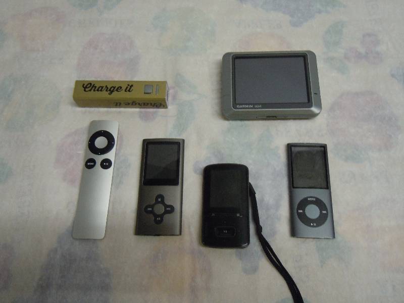 lot 519 image: Lot of Random Electronics Not Tested