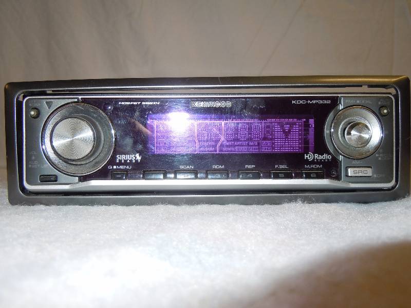 lot 528 image: In dash Car Stereo Not Tested