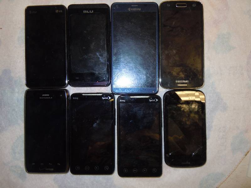 lot 534 image: Lot of Cell Phones Not Tested