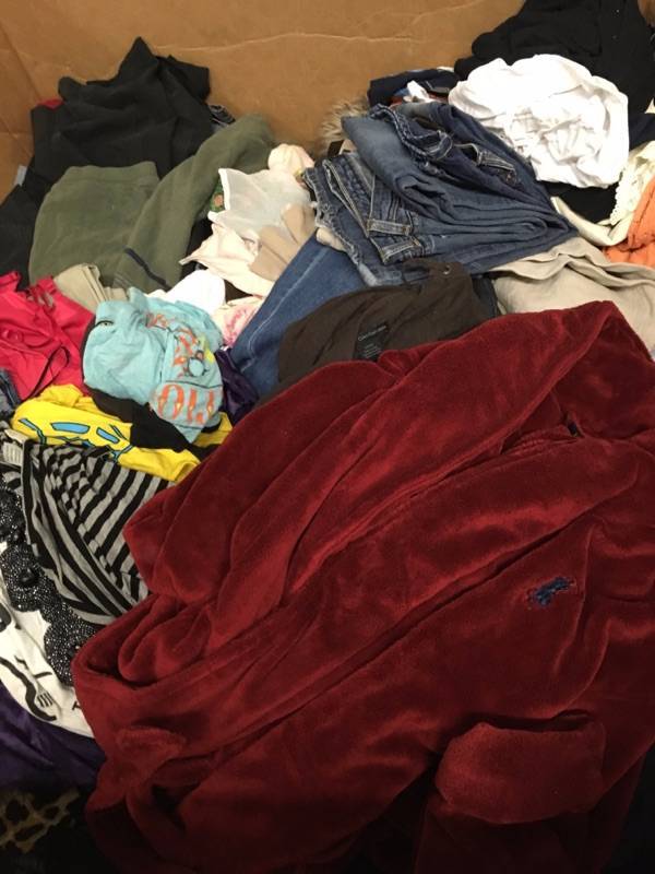 lot 4840 image: Gaylord with Large Quantity of Swap and Shop Random Items Gaylord not included bring your own bags or totes
