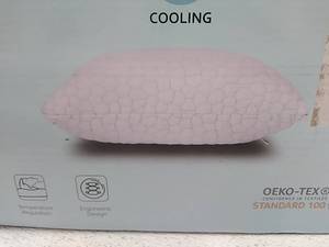 lot 15670 image: Qutool Shredded Memory Foam Pillow, Cooling