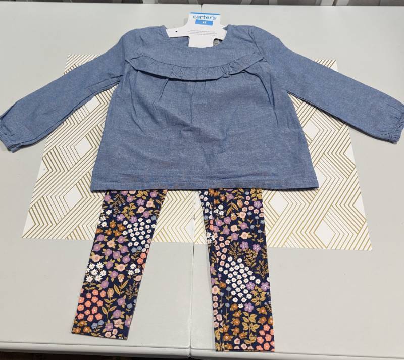 lot 11458 image: BABY- GIRL 4T Top & Pants. Carters. BlueMulti