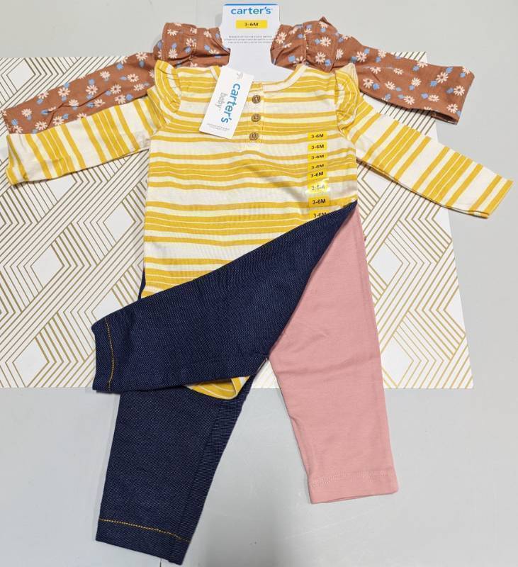 lot 11465 image: BABY- GIRLS 3-6M 4pc Top & Pants. Carters. Multi Fall