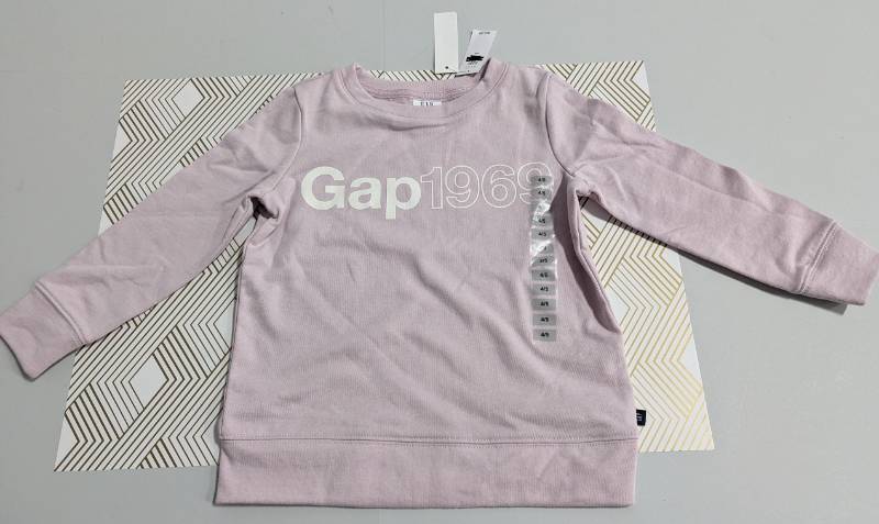 lot 22296 image: Sweatshirt - Kids XS(4-5). Pink