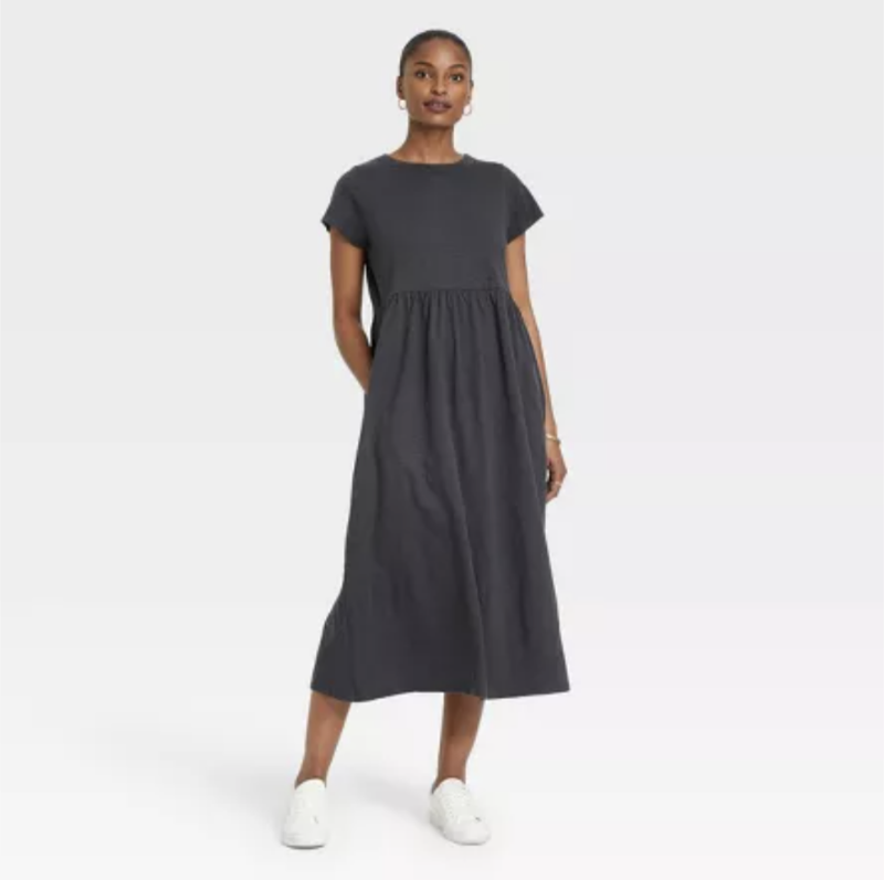 lot 51053 image: LADIES- XS T-Shirt Dress. Gray