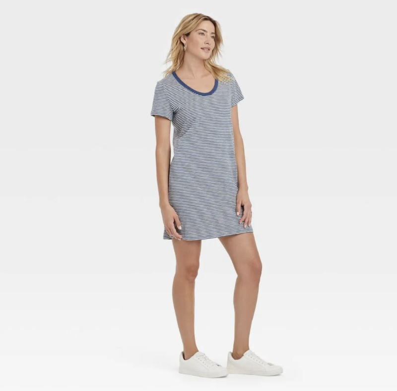 lot 51059 image: LADIES- L T-Shirt Dress. Blue Stripe