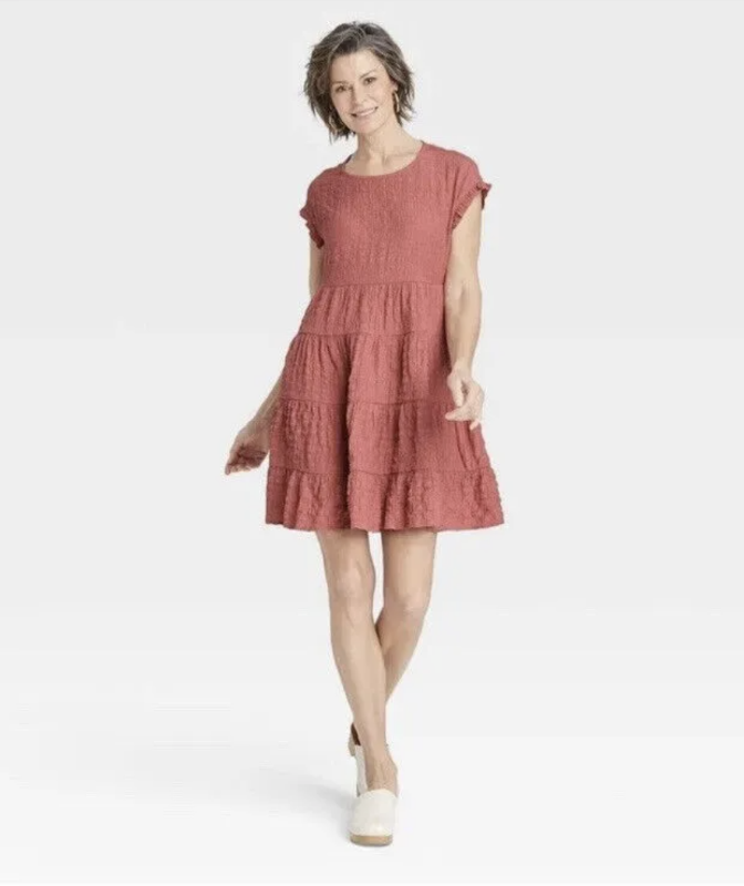 lot 51061 image: LADIES- M Dress. Knox Rose Shift. Living Coral