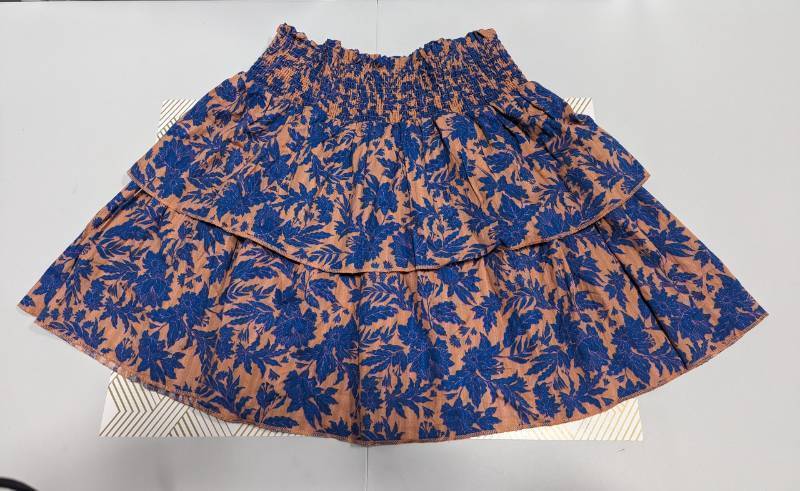 lot 51065 image: WOMENS- M SKIRT. Floral