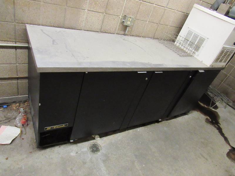 lot 1635 image: True Back Bar Refrigerator 90