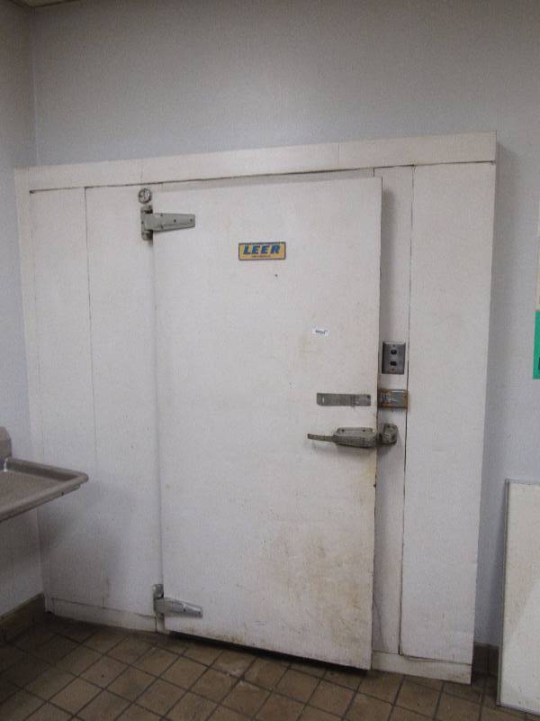 lot 1648 image: 136 X 84 Leer Commercial Walk-in Cooler