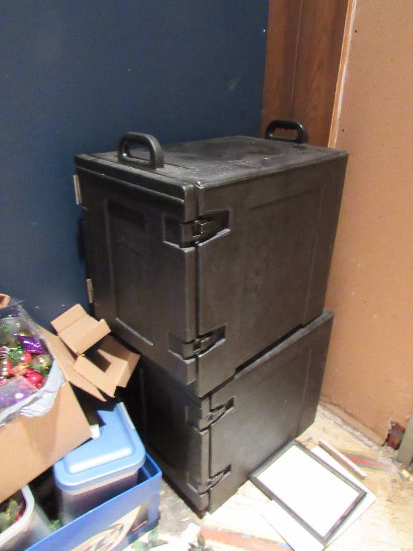 lot 1705 image: Pair Of Carlisle Plastic Insulated Half Sized Cabinets