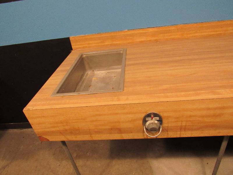 lot 1721 image: Wells Countertop Built In Full size Food Warmer