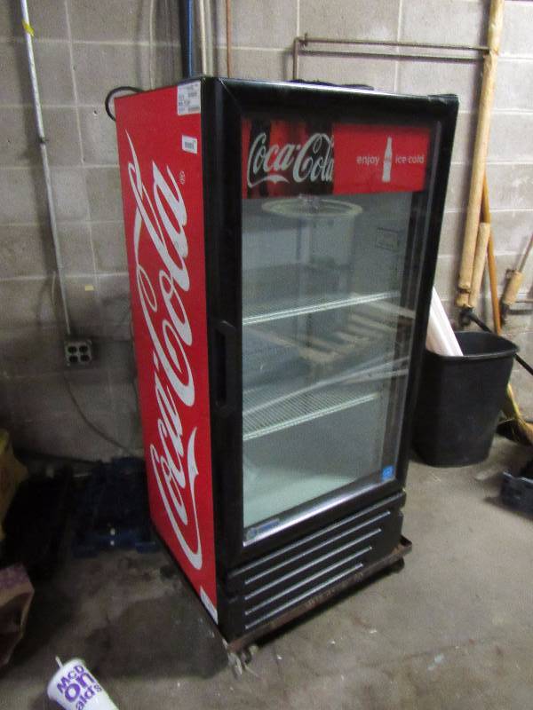 lot 1725 image: New Impera single Glass Coke Branded Merchandise Cooler