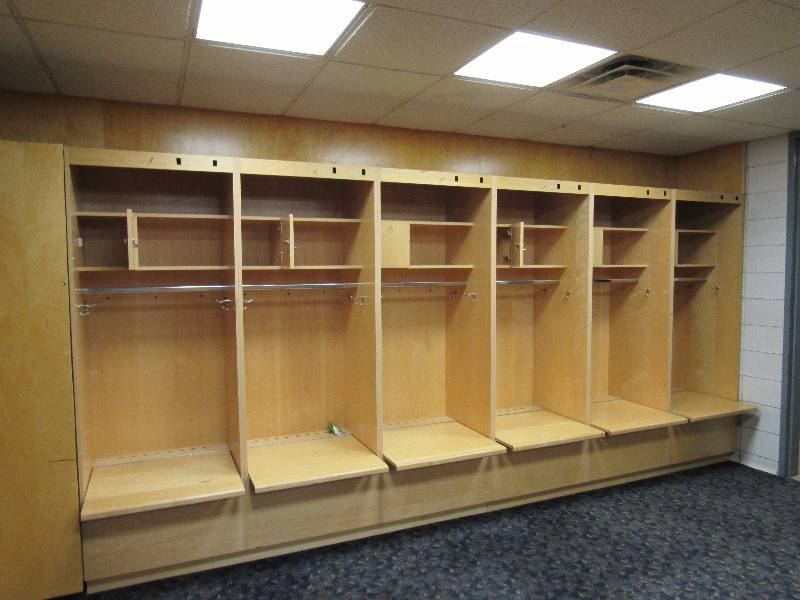 lot 1732 image: Lot Of (6) Full Sized Professional Locker Room Lockers