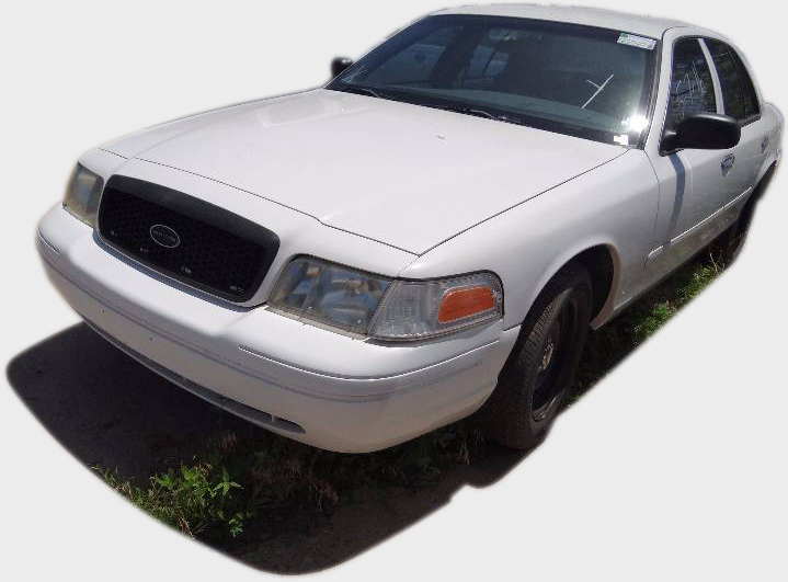 lot 1167 image: 2002 Ford Crown Victoria