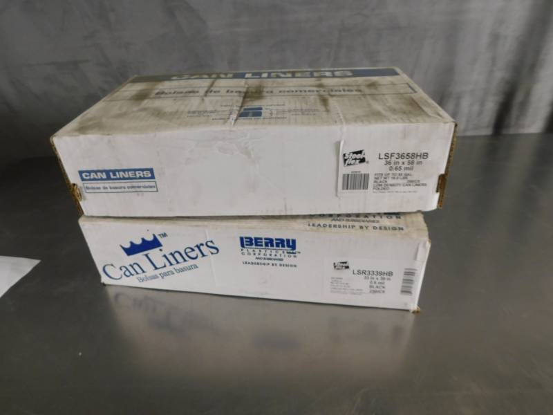 lot 1221 image: Lot of Canliners